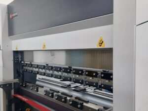Piegatrice elettrica Servo DD-M 2000×50 Ton