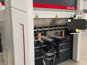 Pressa Piegatrice Elettrica Dener DD -M 4015 – 1550×40 ton