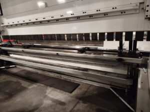 Pressa Piegatrice Idraulica Vimercati 6000×250 ton
